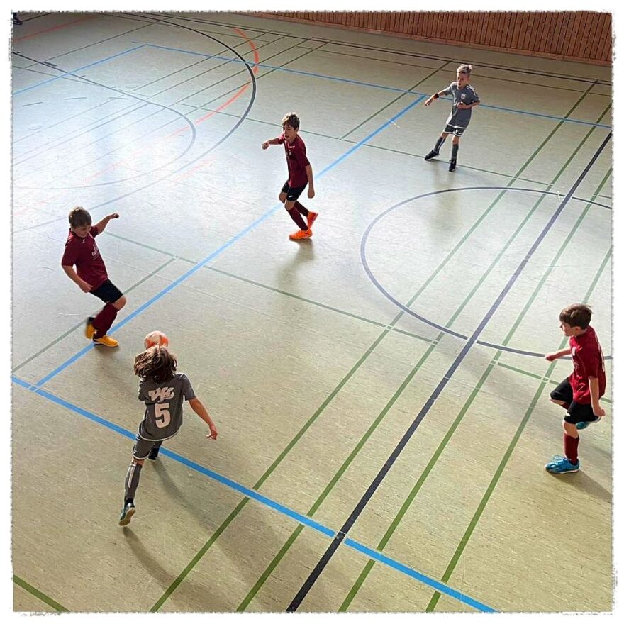 Vorweihnachtlicher Derby-Zauber unterm Graupaer Hallendach